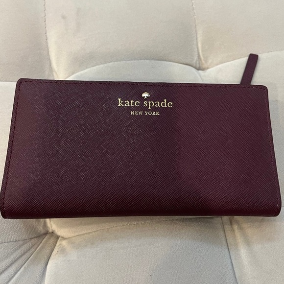 Kate Spade wallet - Picture 1 of 6